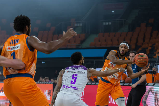 相对较弱 相对较弱