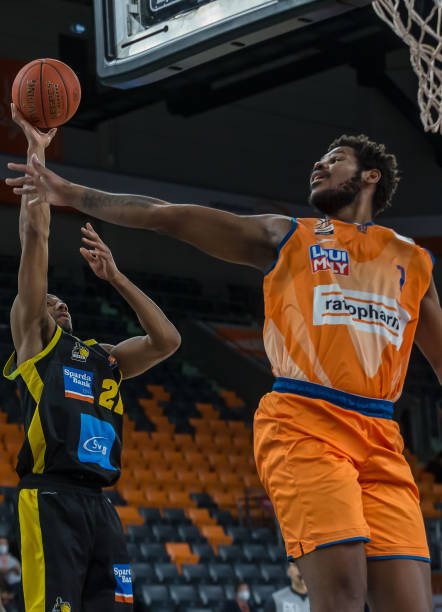 1领先骑士 1领先骑士